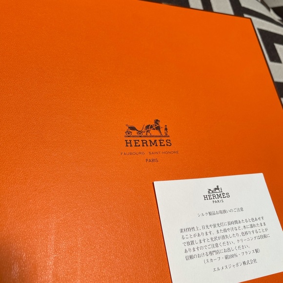 Hermès Blue Donner La Main Scarf - Picture 4 of 10